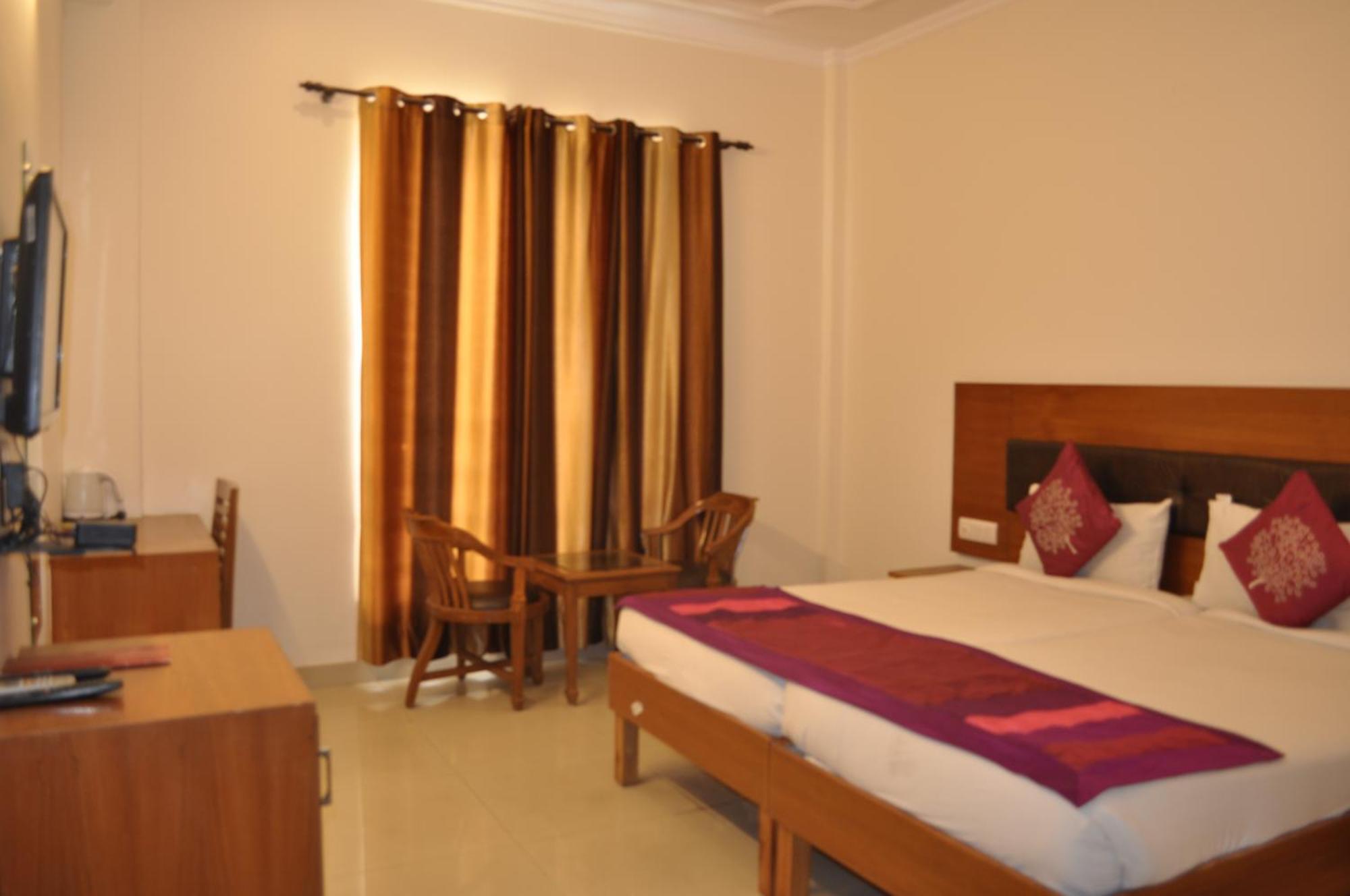 Casa Meera Noida Ngoại thất bức ảnh